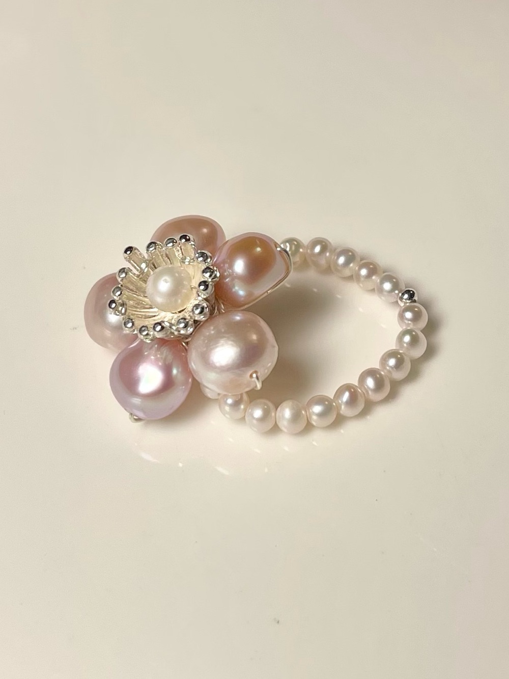 Freshwater Pearl Beaded Flower Ring - White & Pink